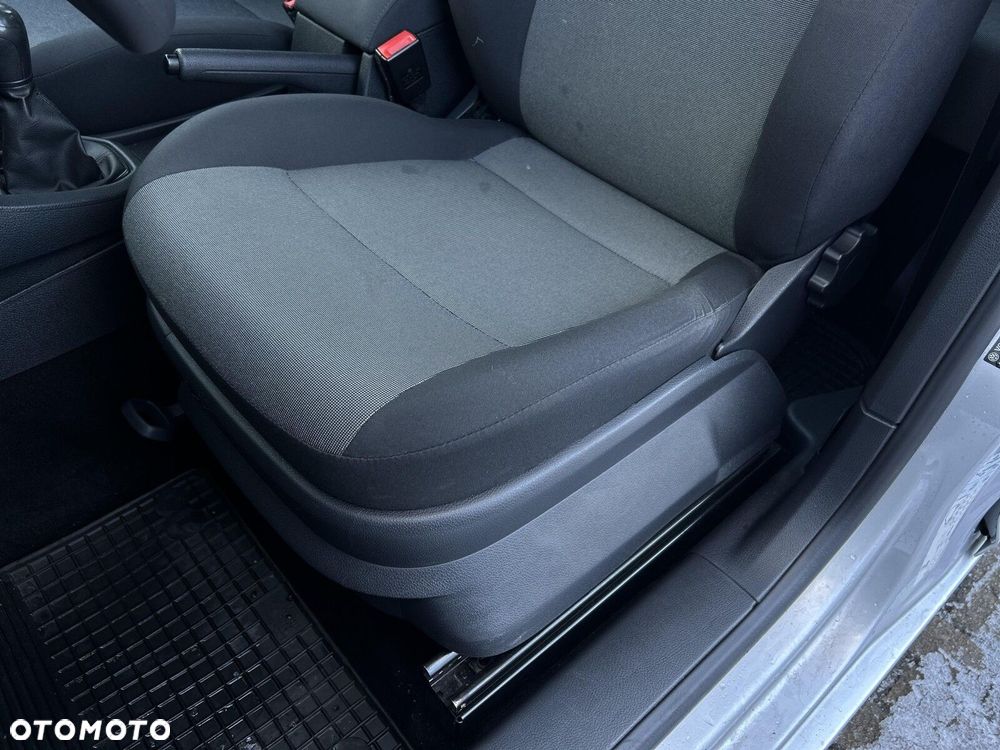 Volkswagen Caddy - 14