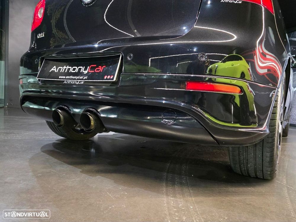 VW Golf 2.0 GTi - 21