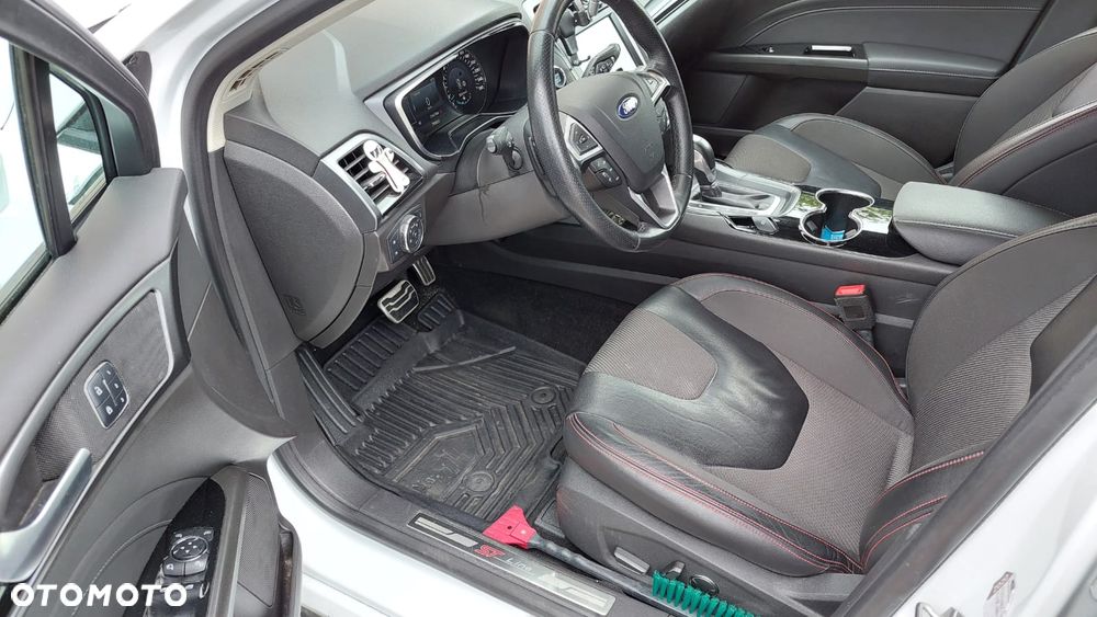 Ford Mondeo 2.0 TDCi Bi-Turbo ST-Line PowerShift - 9