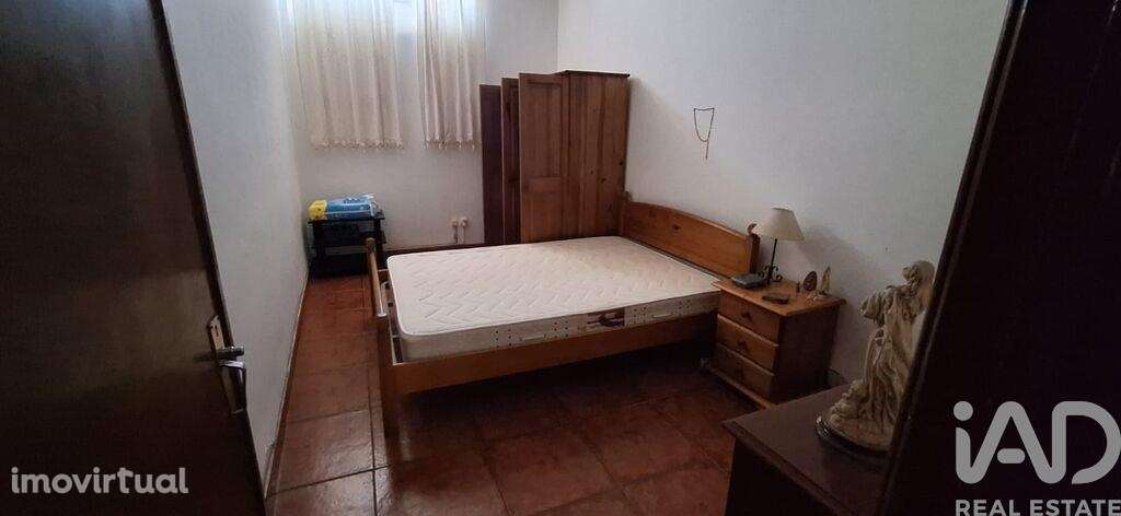 Apartamento T2 em Laranjeiro e Feijó - Grande imagem: 2/5