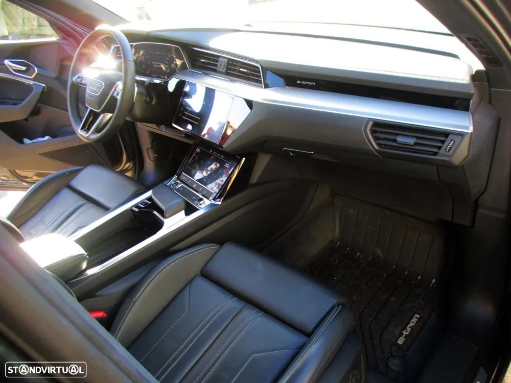 Audi Q8 e-Tron Sportback 50 quattro S line - 6