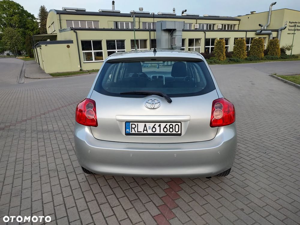 Toyota Auris 1.6 VVT-i Premium MM - 21