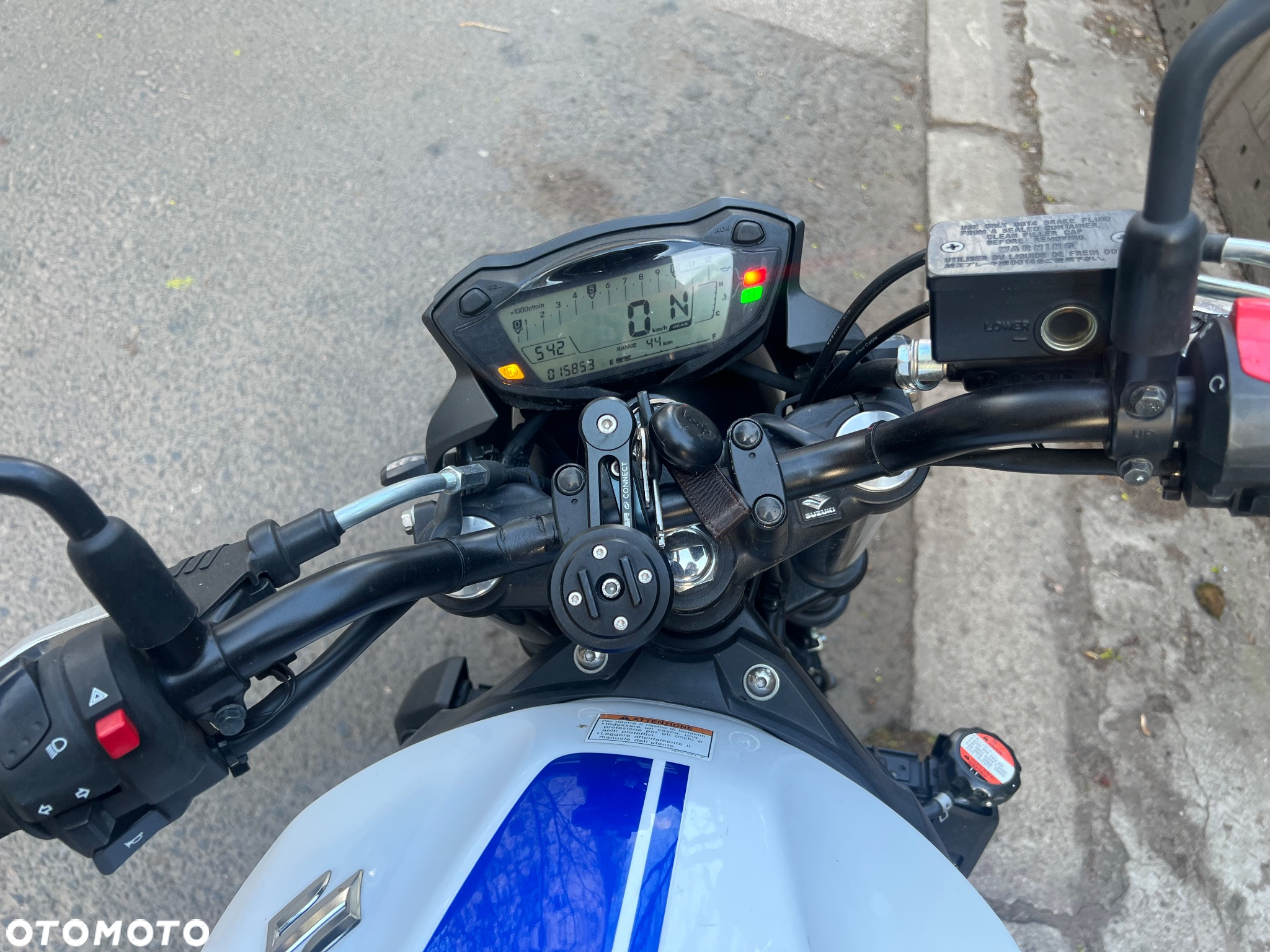 Suzuki SV - 6