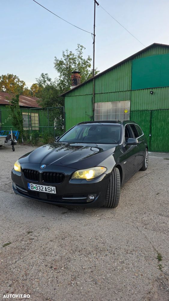 BMW Seria 5 525d xDrive Sport-Aut. Luxury Line - 2