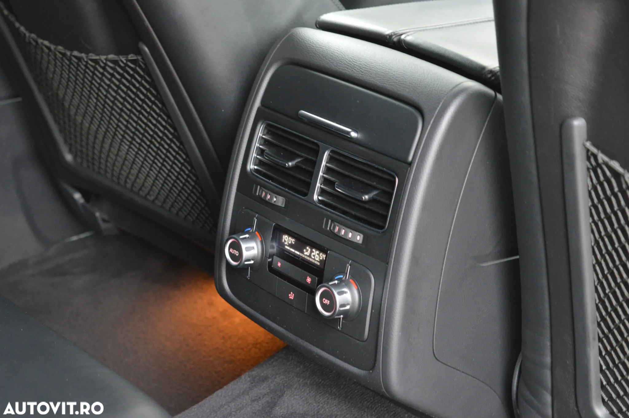 Volkswagen Touareg 3.0 V6 TDI BMT - 34