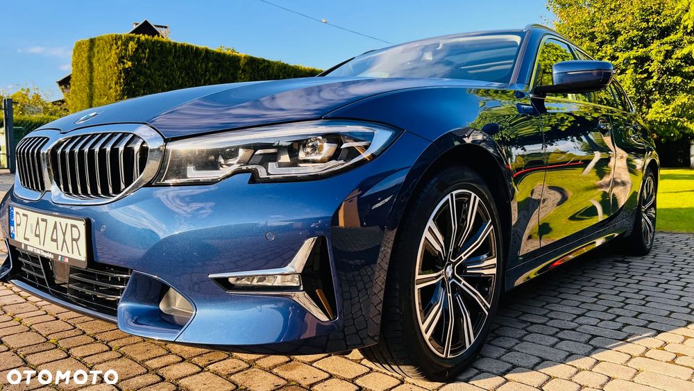 BMW Seria 3 320d xDrive Luxury Line sport - 12