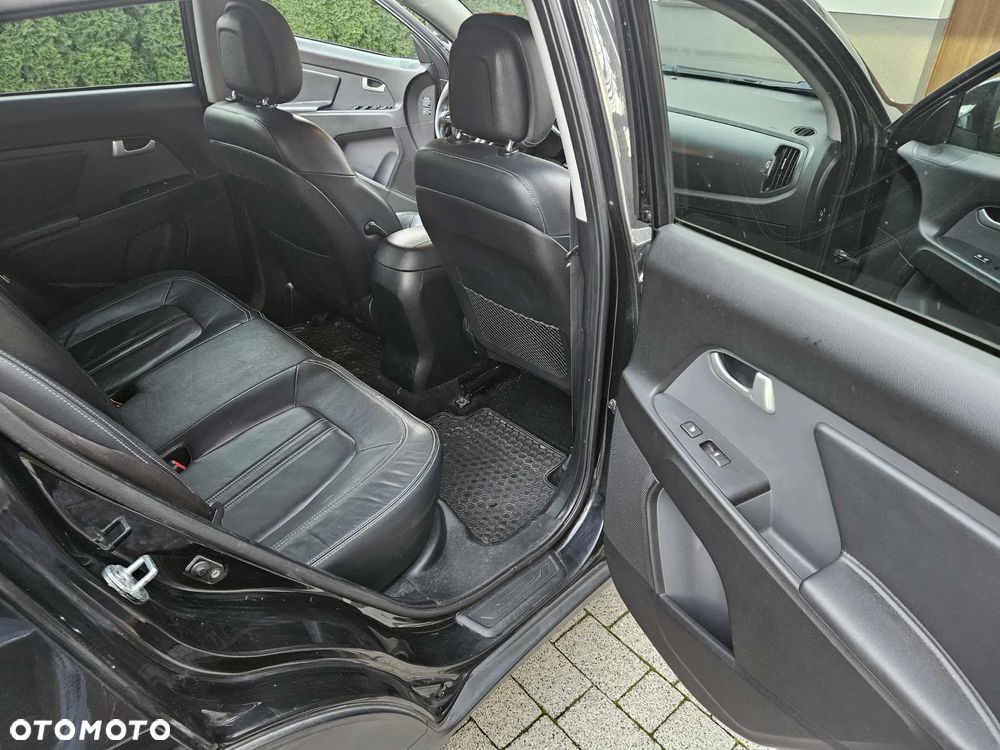 Kia Sportage 1.7 CRDI 2WD Attract - 2