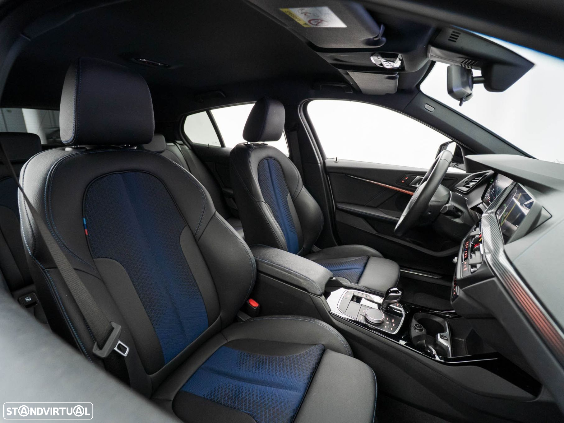 BMW 116 d Pack Desportivo M Auto - 35