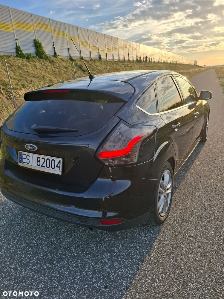 Ford Focus - 25