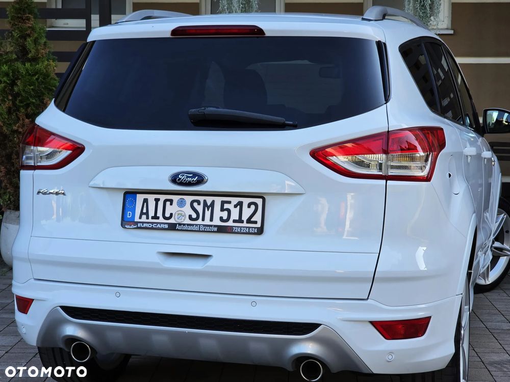Ford Kuga 2.0 TDCi 2x4 ST-Line - 28