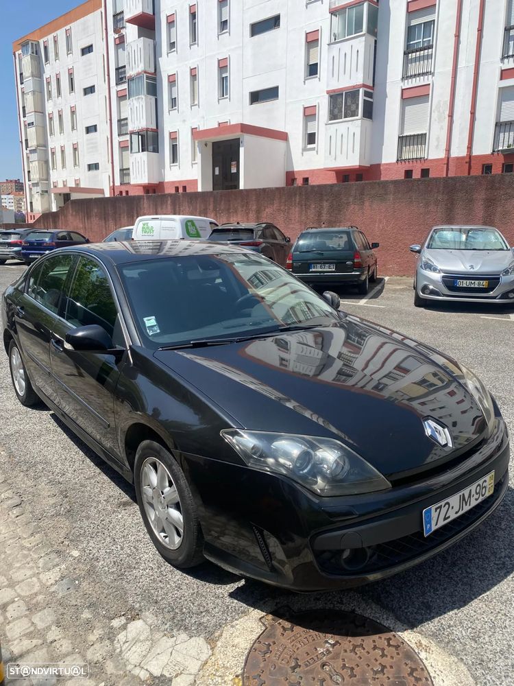 Renault Laguna 1.5 dCi Confort - 8
