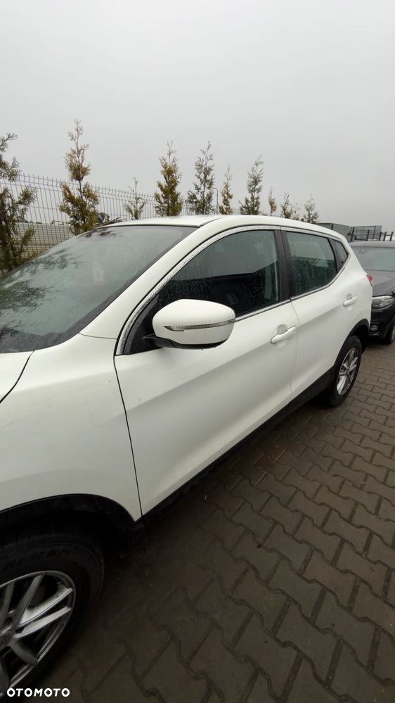 Nissan Qashqai - 11