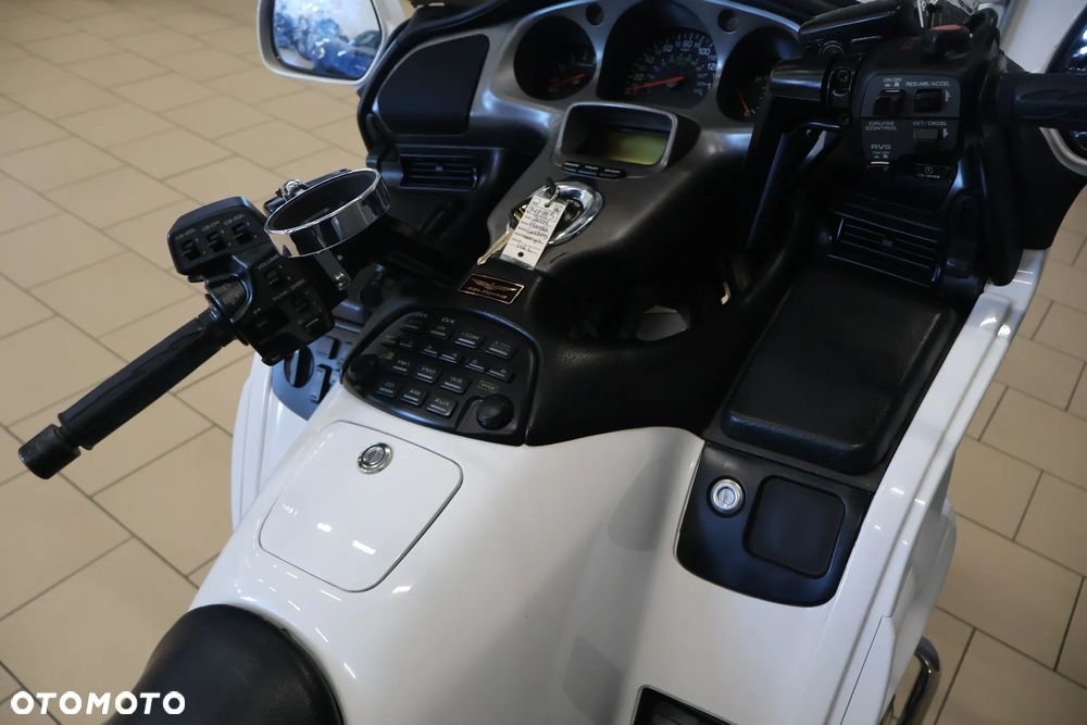 Honda GL - 23