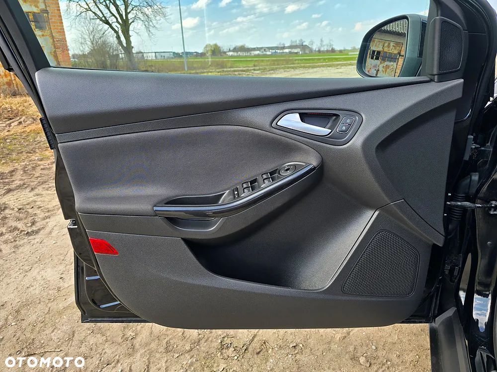 Ford Focus SW 1.5 EcoBlue SCR Titanium - 13