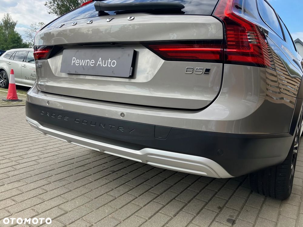 Volvo V90 Cross Country B5 D AWD Momentum Pro - 10