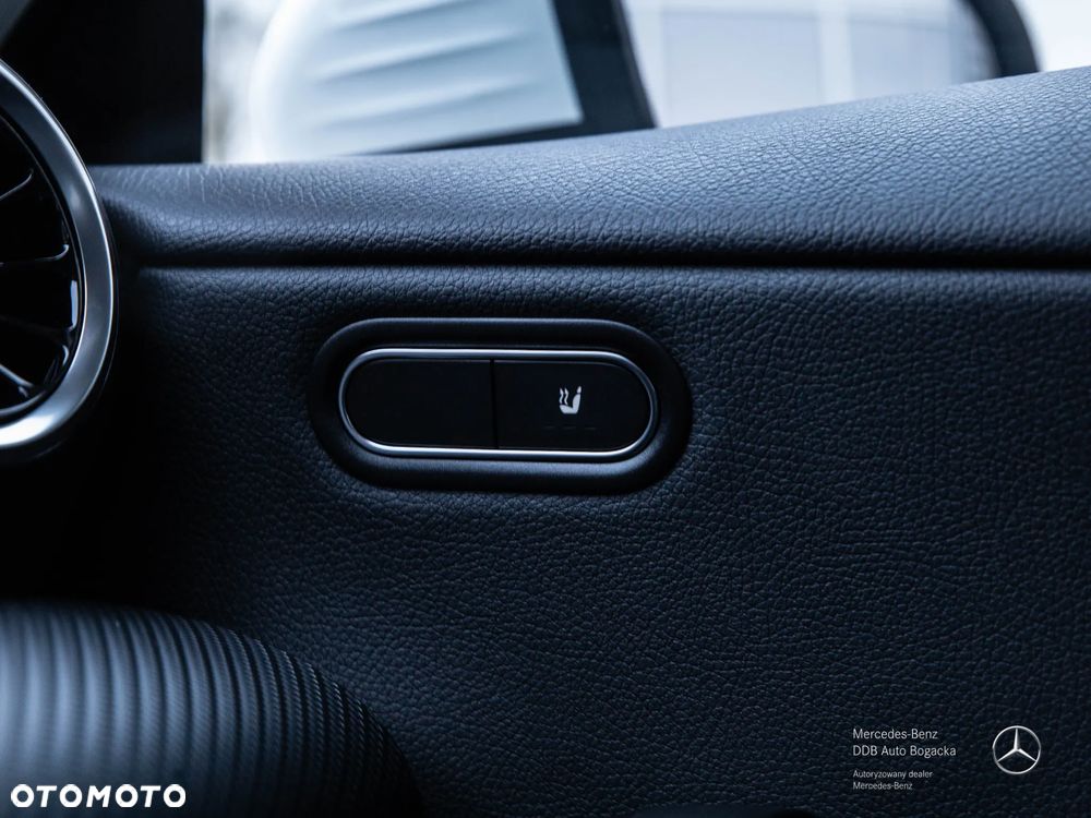 Mercedes-Benz CLA 250 e PHEV 8G-DCT - 8