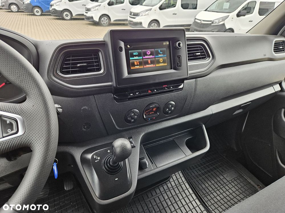 Renault Master L2H2 *89999zł Netto* Brygadówka 7 osób 2.3 dCi/150KM - 21