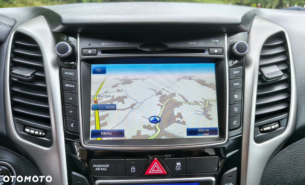 Hyundai i30 1.6 GDI Premium - 32