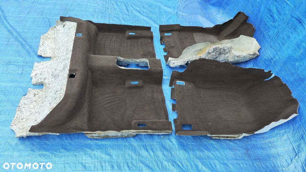 WYKŁADZINA DYWAN PODŁOGI LEWY PRAWY PRZÓD TYŁ KOMPLET BRĄZ BRĄZOWY OPEL INSIGNIA A HB HATCHBACK EUROPA - 1