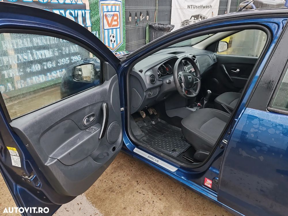 Dacia Sandero SCe 75 Essential - 3
