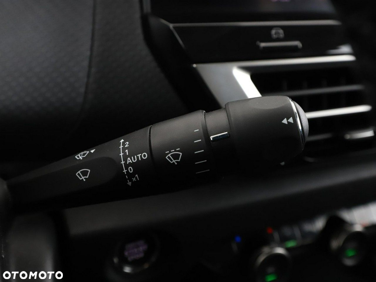 Citroën C4 1.2 PureTech Shine S&S EAT8 - 35