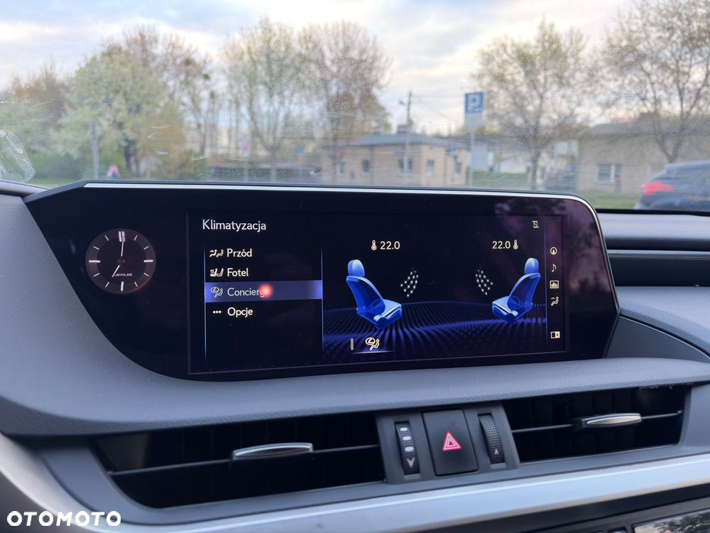 Lexus ES 300h Elegance - 27