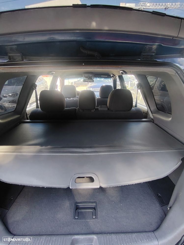 Kia Carens - 19