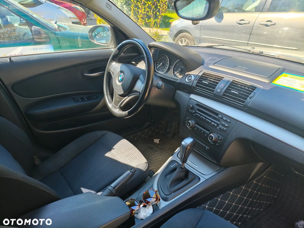 BMW Seria 1 118i - 4