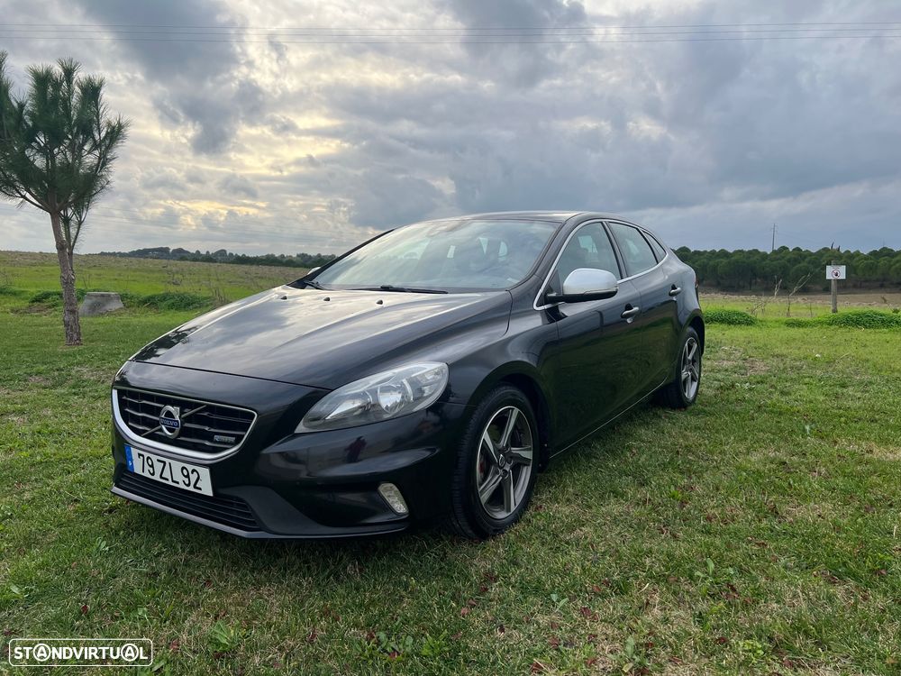 Volvo V40 D2 R Design - 1