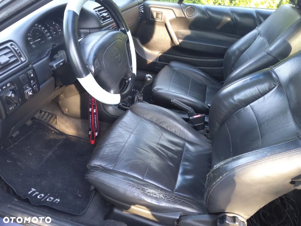 Opel Calibra 2.0 - 13