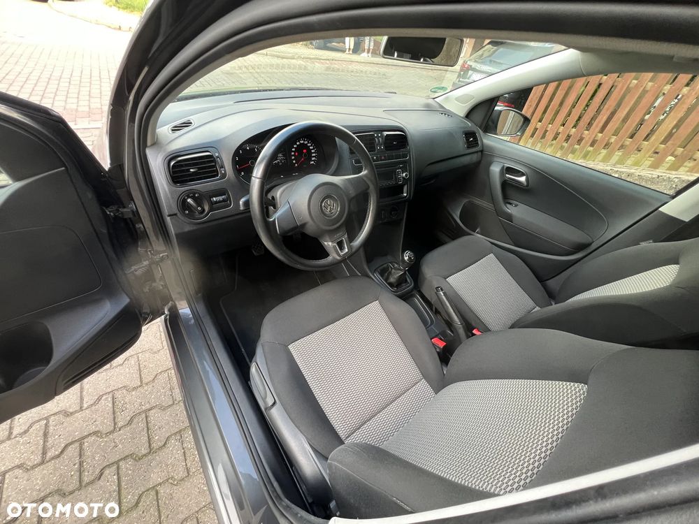 Volkswagen Polo - 9