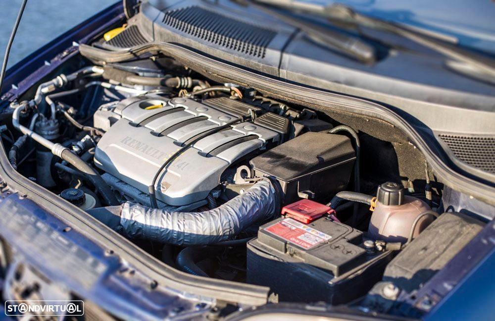 Renault Scénic 1.4 16V Conquest - 11