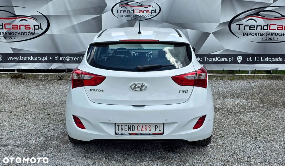 Hyundai i30 1.4 Premiere Comfort - 9