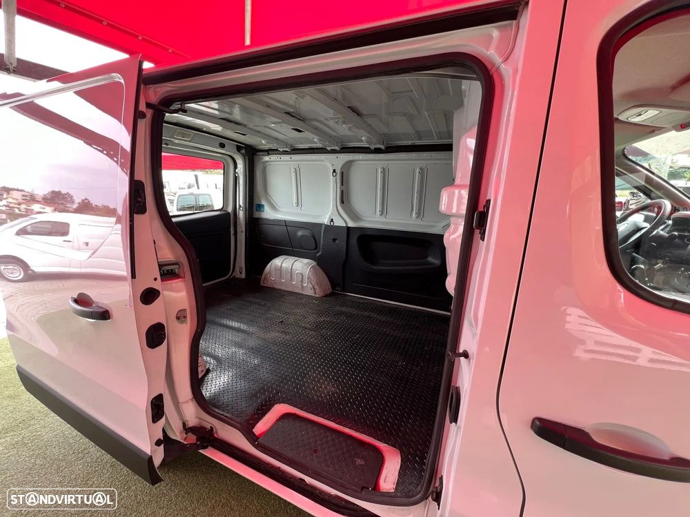 Fiat Talento 1.6 D | 3 Lug. | IVA DEDUTÍVEL | APENAS 53 000 KM's - 10