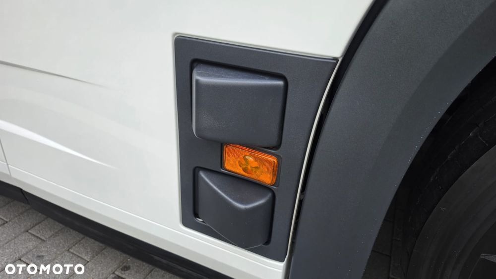 Volvo ///FH///500///2023/// GLOBETROTTER///XXL///FULLLED/// VIRTUAL COCPIT///KLIMATYZACJA POSTOJOWA///ALUFELGI///RADARY/// KAMERA///WYŚWIETLACZ OBCIĄŻENIA/// ZABUDOWY MIĘDZYOSIOWE/// STAN BARDZO DOBRY - 16