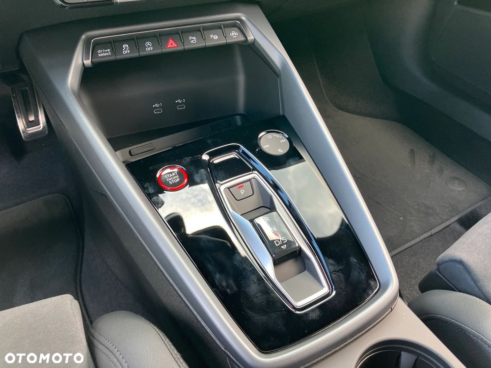 Audi RS3 Limousine - 25