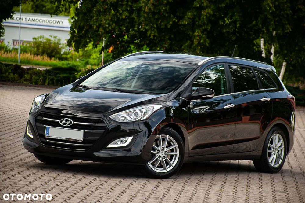 Hyundai i30 blue Kombi 1.6 CRDi DCT Premium - 13