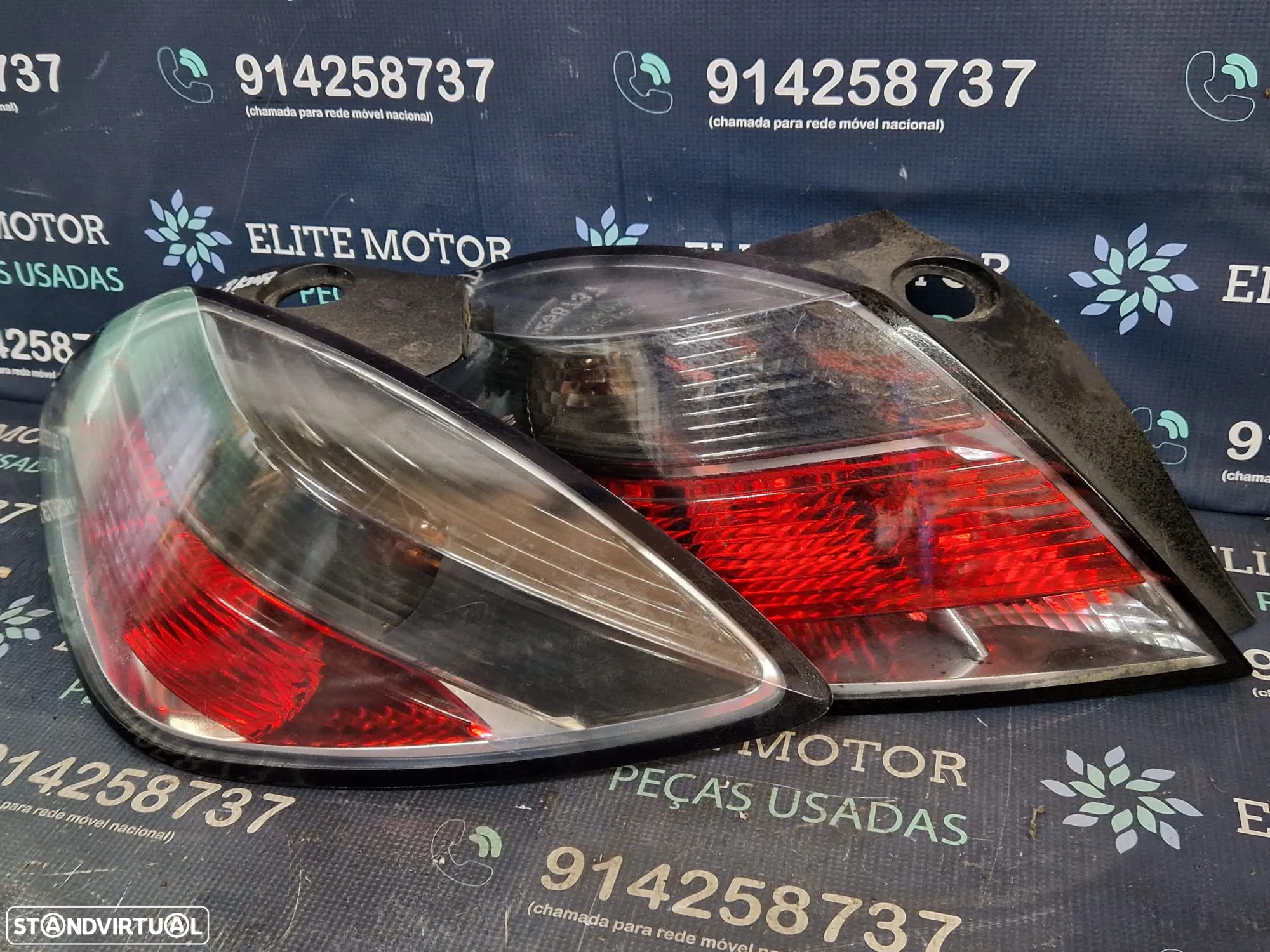 Farolins usados OPEL ASTRA H GTC 3 PORTAS farolim esquerdo direito - 2