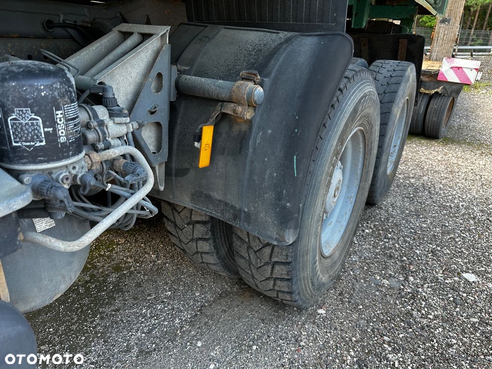 Mercedes-Benz Actros - 14