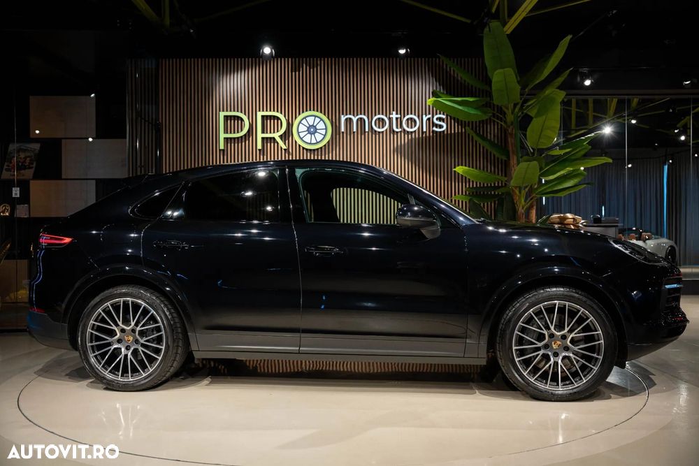 Porsche Cayenne Coupe - 13