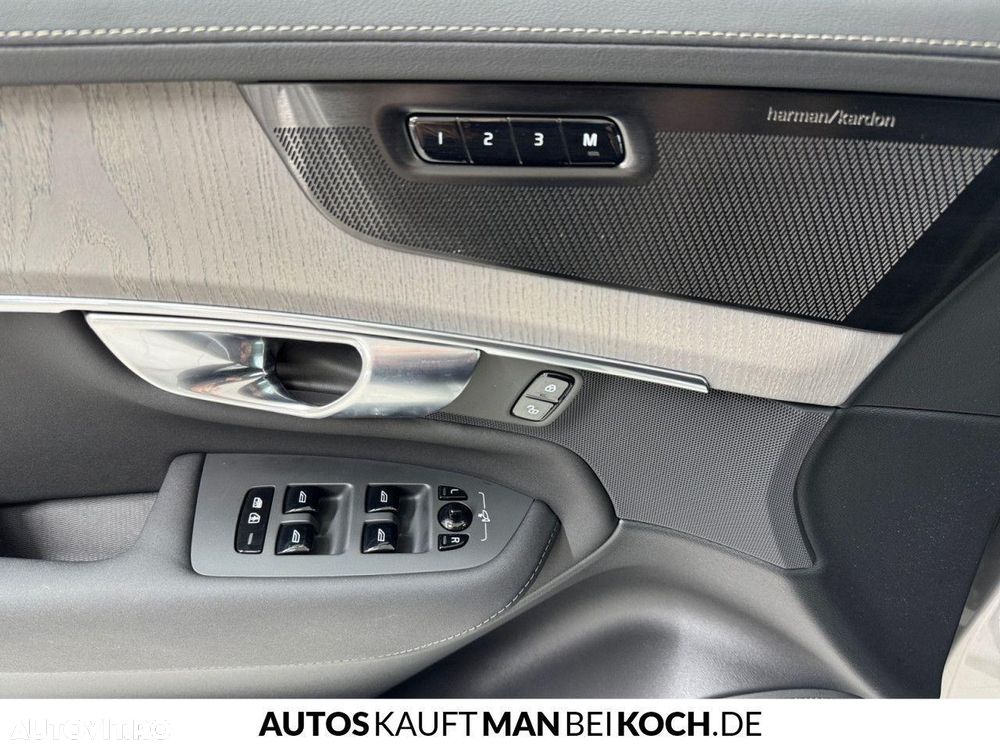 Volvo XC 90 T8 AWD Ultra Dark - 17