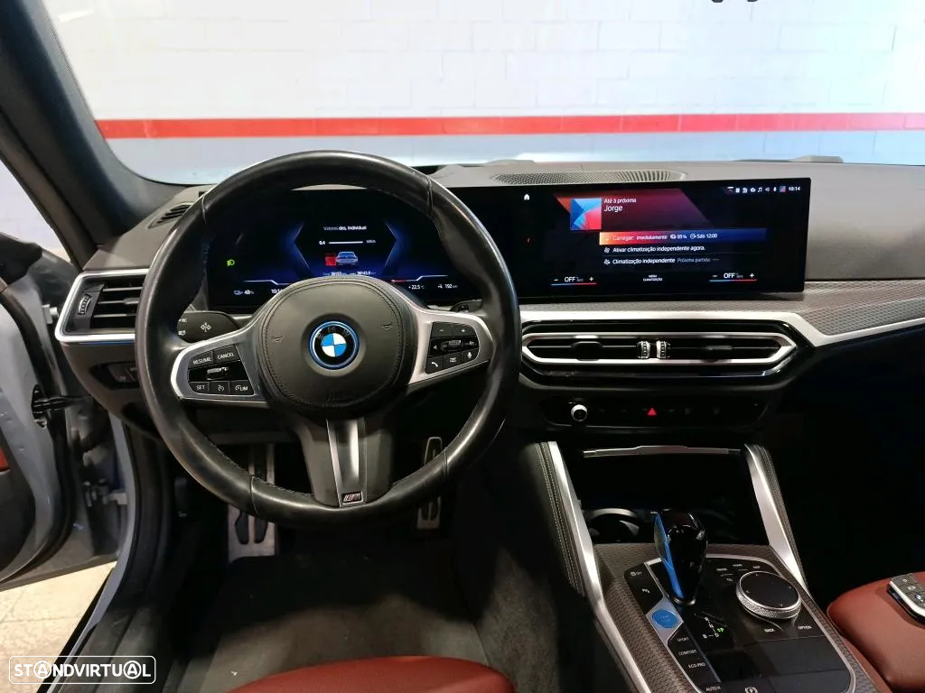 BMW i4 eDrive40 Desportiva M - 10