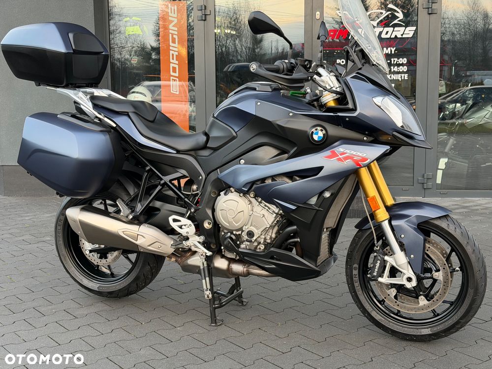 BMW XR - 1