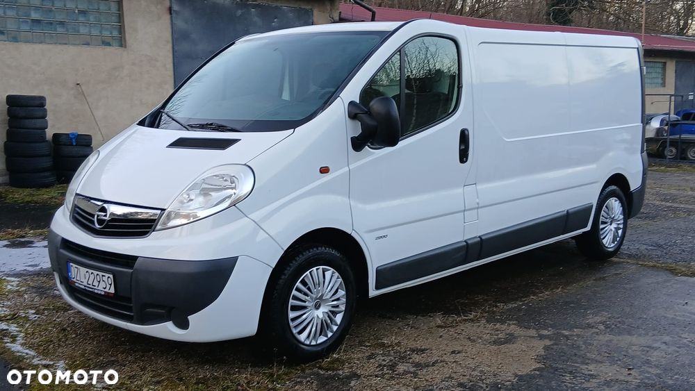 Opel VIVARO - 1