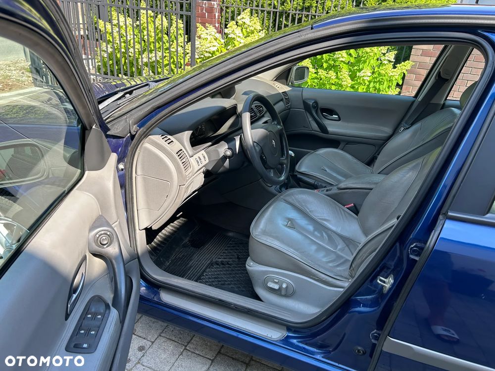 Renault Laguna - 5