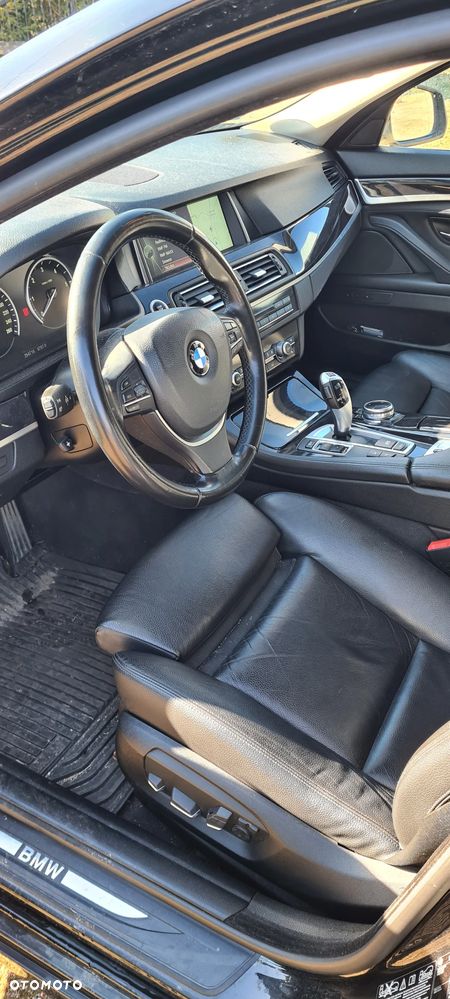 BMW Seria 5 520d xDrive Luxury Line - 13