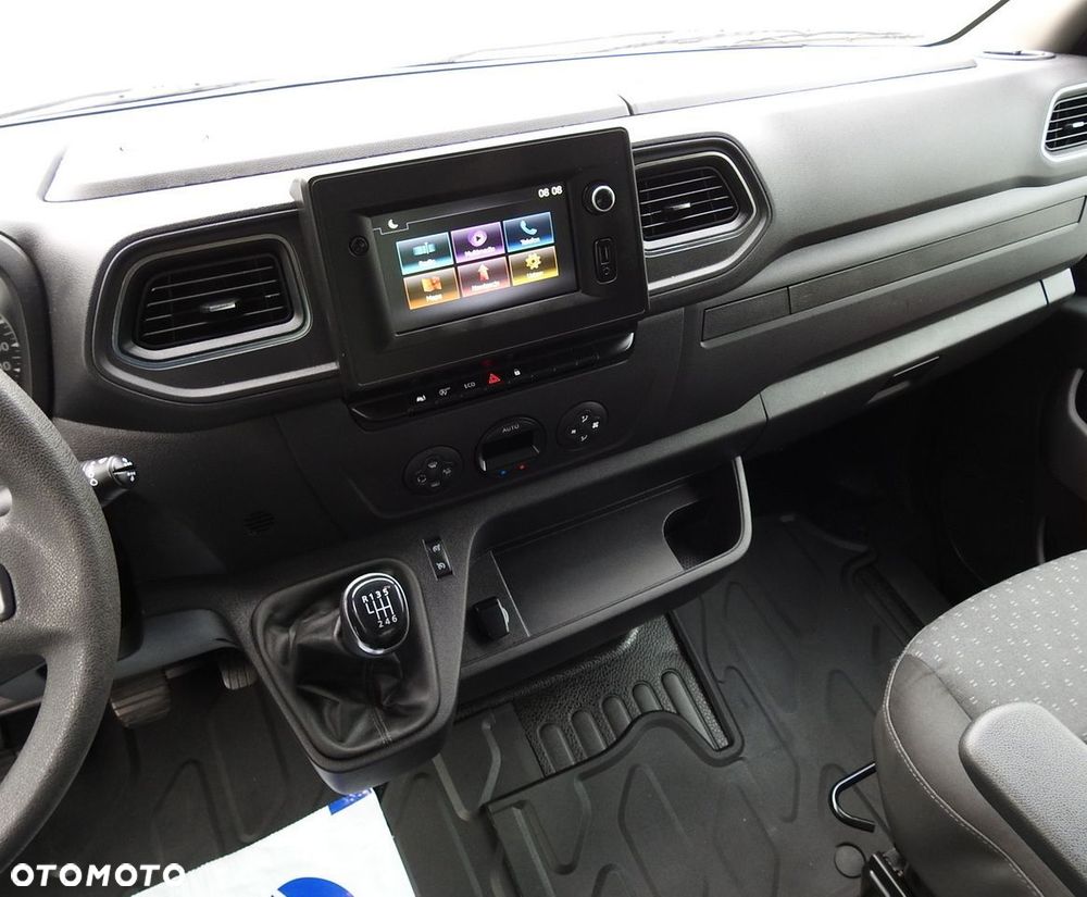 Opel MOVANO PLANDEKA WINDA 9 PALET WEBASTO KLIMATYZACJA TEMPOMAT NAWIGACJA LEDY PNEUMATYKA  165KM - 34