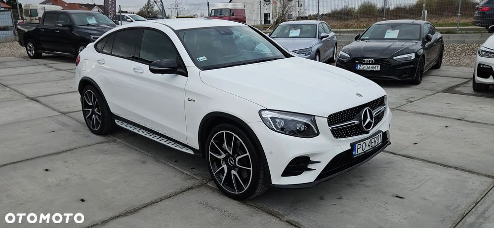 Mercedes-Benz GLC - 11