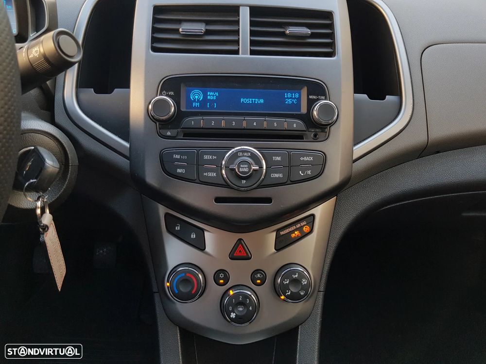 Chevrolet Aveo 1.2 LTZ - 14