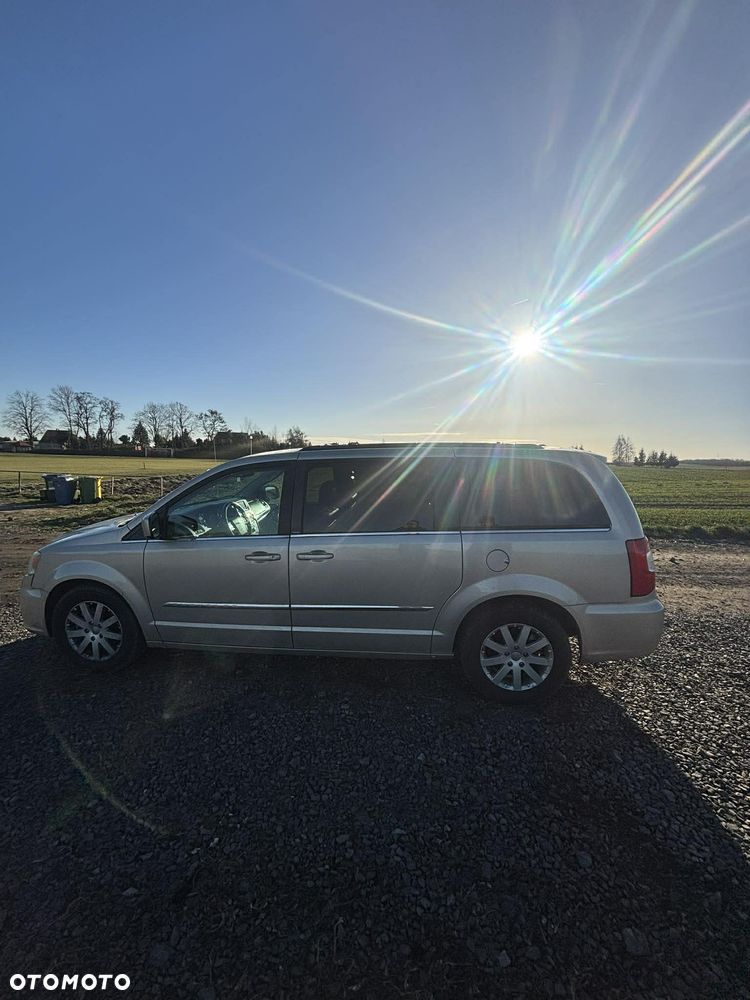 Chrysler Town & Country 3.6 Touring - 5